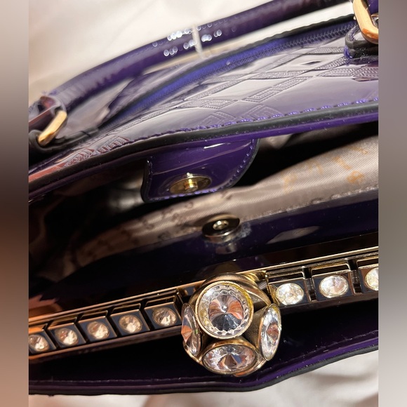 Moda Patent Faux Leather Purse-like Handbag - Deep Purple LDFK2712 - Picture 4 of 15